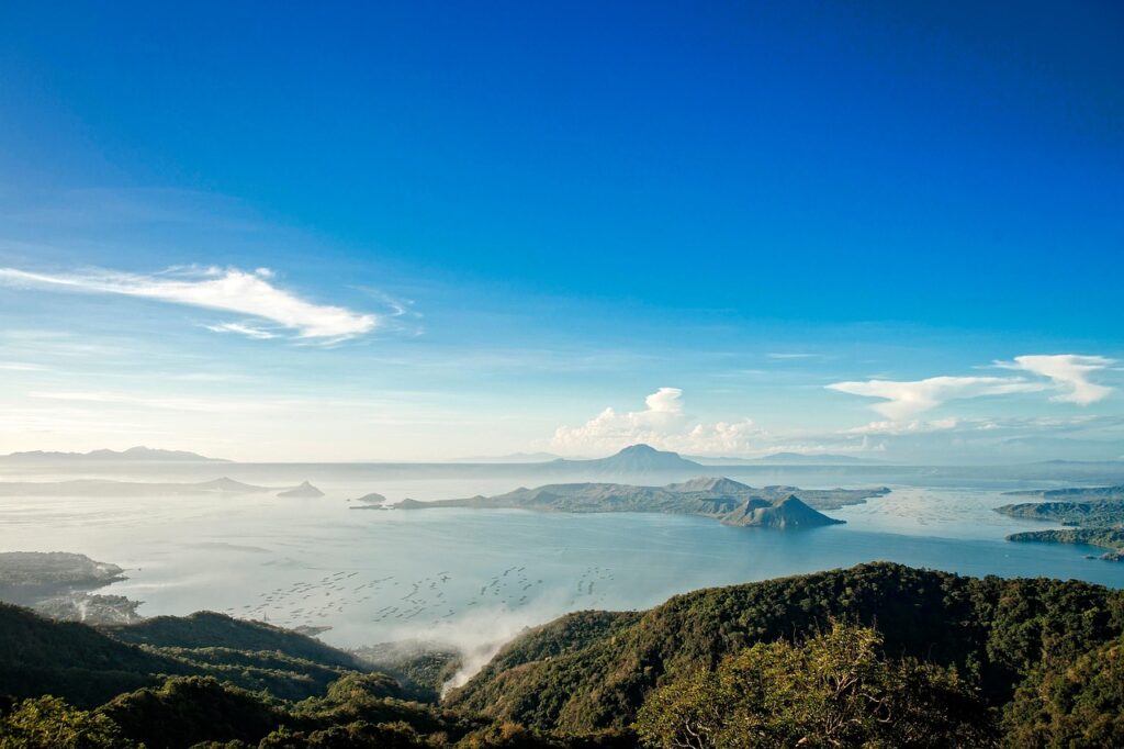 ニキビ跡のクレーターに効果的な化粧水はどれがいい？