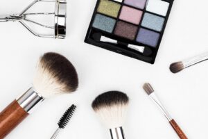 ニキビ跡の赤みを改善する化粧水医薬部外品の口コミは？
